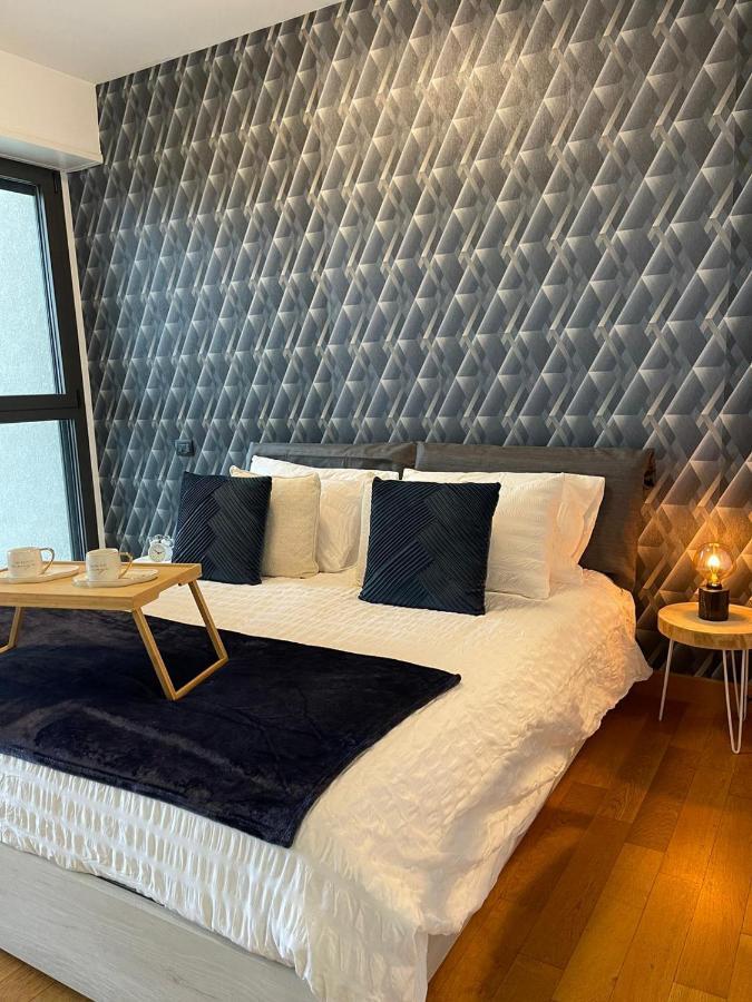 Appartamento Citylife Monolocale Con Ampio Terrazzo Milano